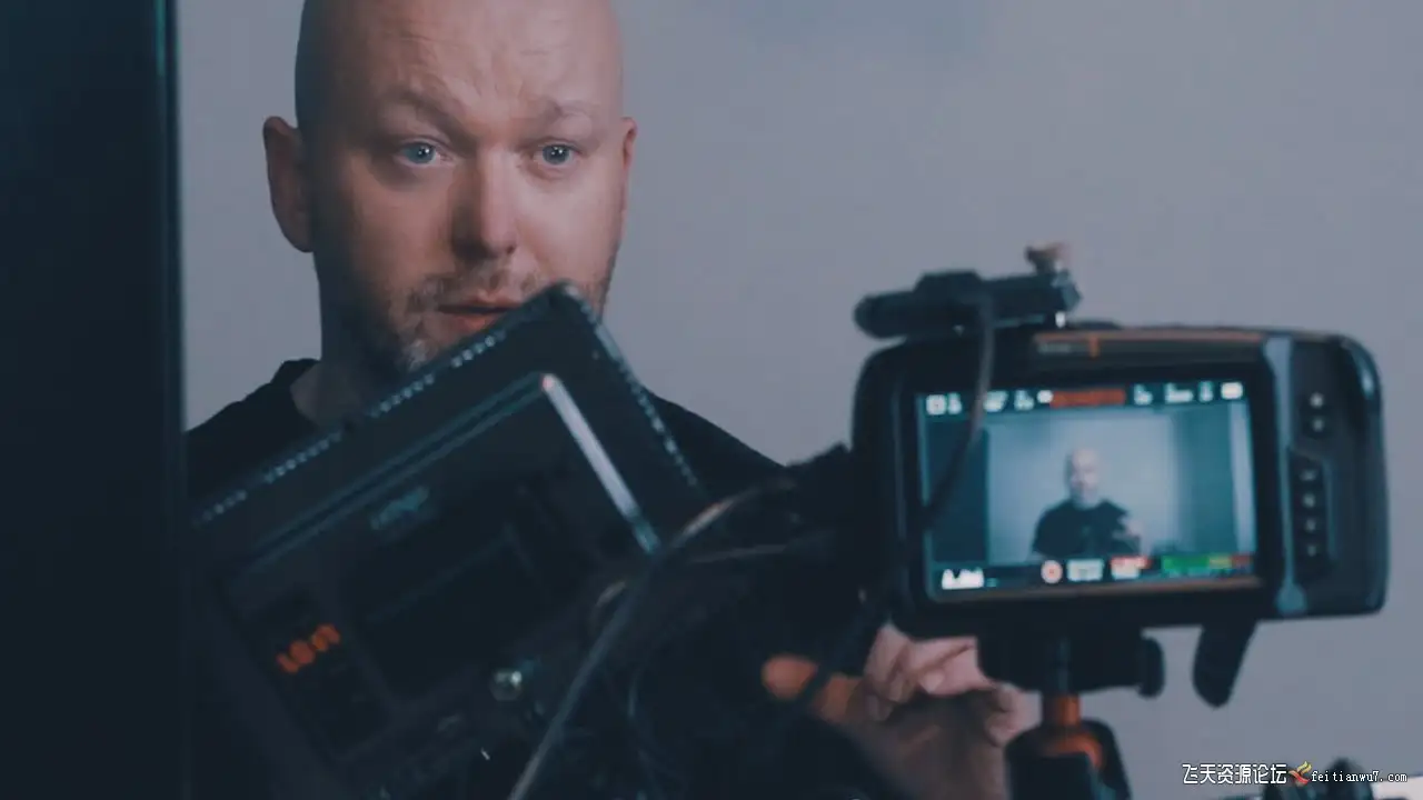 Olaf De Fleur制作预告片的艺术:拍摄和剪辑一分钟电影预告片中文字幕