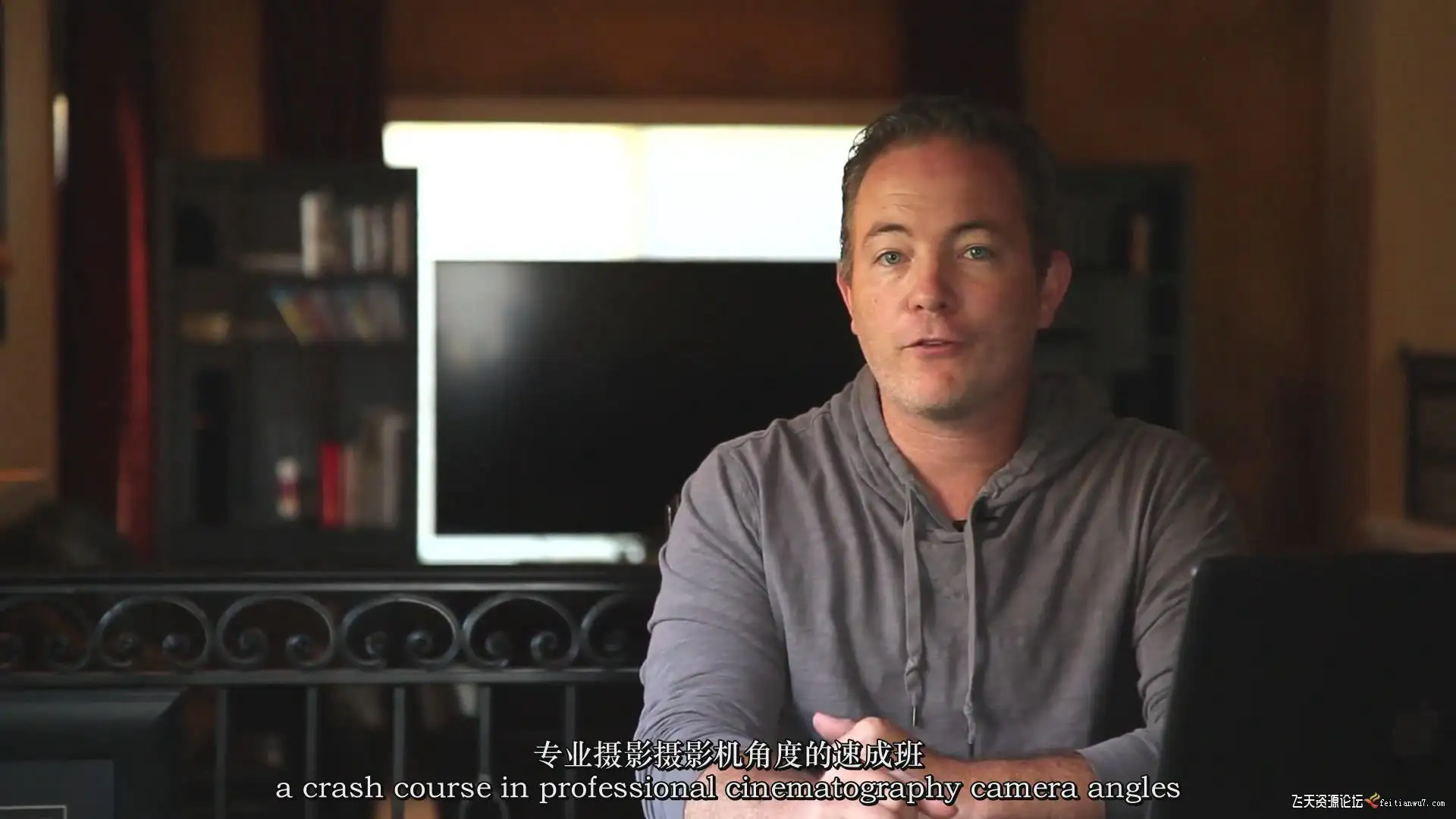 PhotoSerge DSLR视频：摄影摄像机角度速成班教程中英字幕