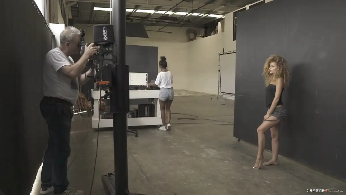 彼得・库尔森 (Peter Coulson) 摄影工作室棚拍私房人像布光实战教程 | 中英双语字幕